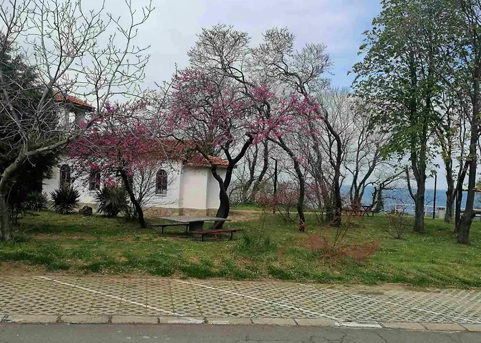 Timeless Sea בית נופש *